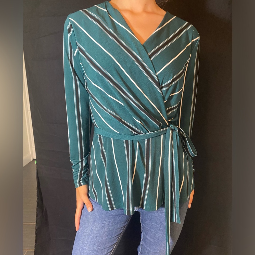 H&M top, wrap around long sleeve blouse size medium